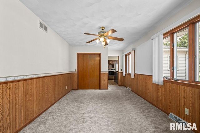 4306 16TH Avenue, Moline, IL 61265