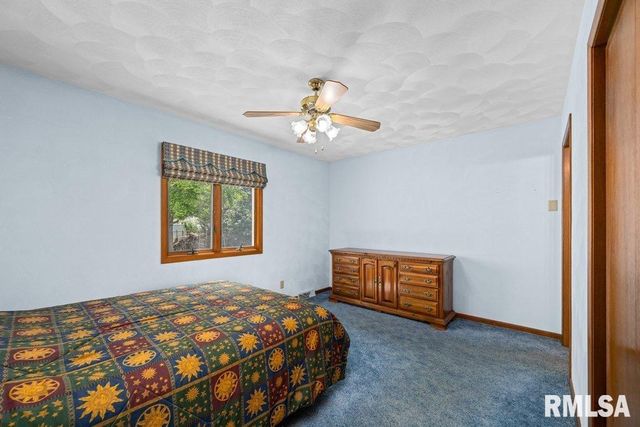 4306 16TH Avenue, Moline, IL 61265