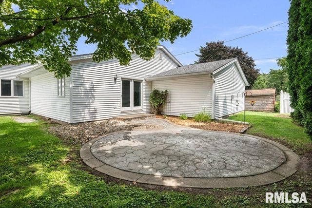 4306 16TH Avenue, Moline, IL 61265