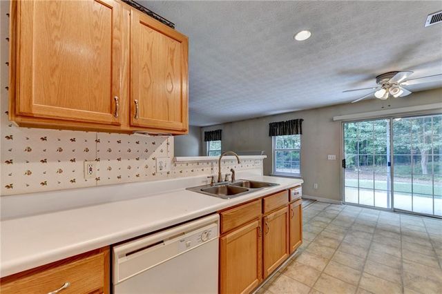 3065 Evergreen Eve Crossing, Dacula, GA 30019