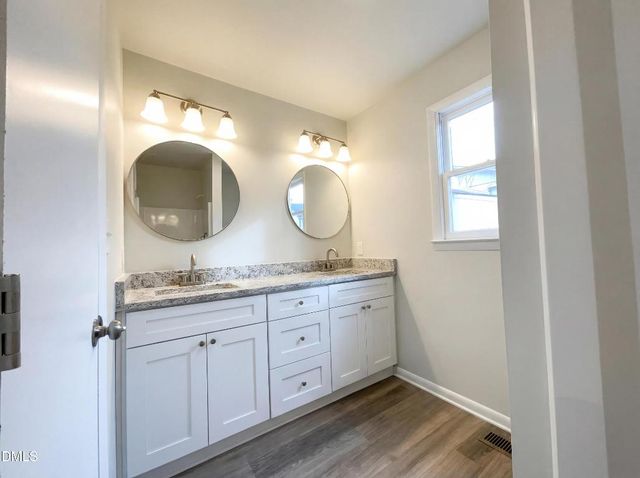 805 Wedgewood Avenue, Zebulon, NC 27597