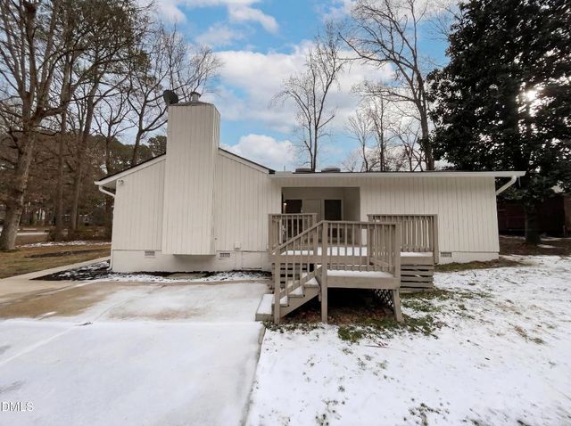 805 Wedgewood Avenue, Zebulon, NC 27597