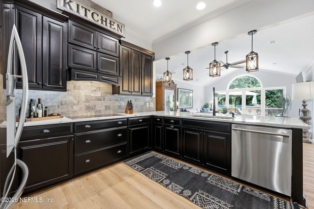 13802 LONGS LANDING Road E, Jacksonville, FL 32225
