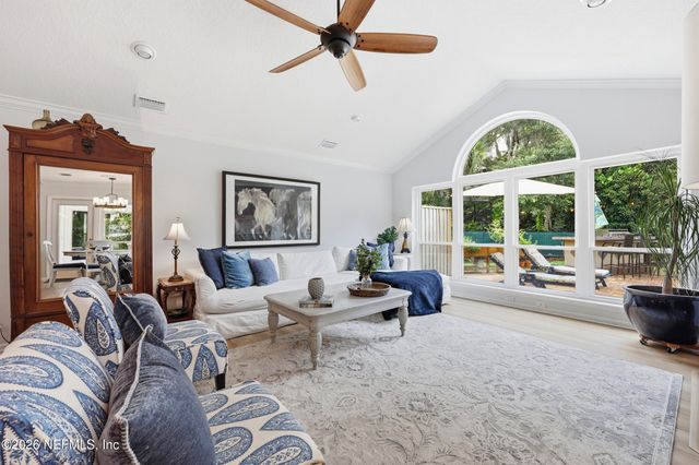 13802 LONGS LANDING Road E, Jacksonville, FL 32225