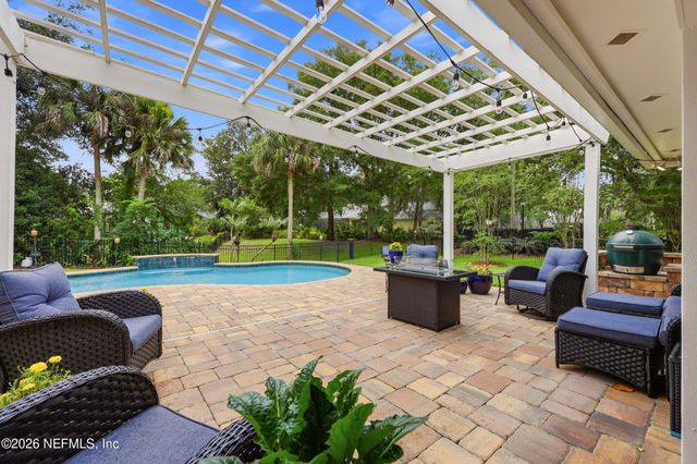 13802 LONGS LANDING Road E, Jacksonville, FL 32225