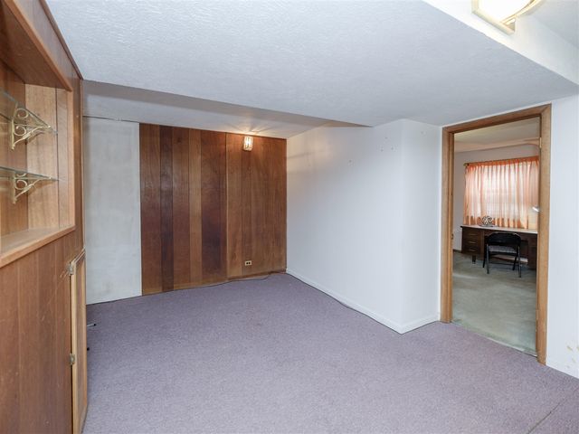 8397 N Riverview Drive, Kalamazoo, MI 49004