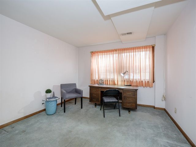 8397 N Riverview Drive, Kalamazoo, MI 49004