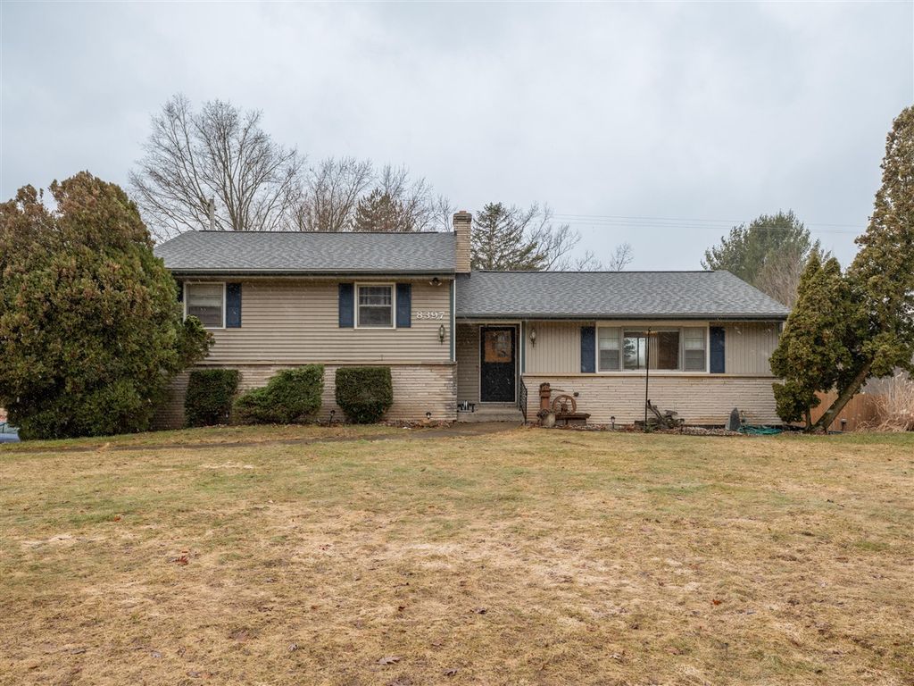 8397 N Riverview Drive, Kalamazoo, MI 49004