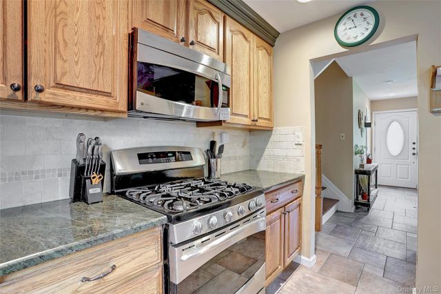 1 Verdin Drive, New City, NY 10956