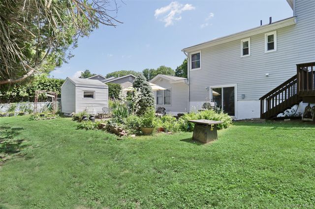 1 Verdin Drive, New City, NY 10956