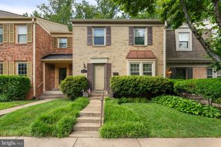 10334 HAMPSHIRE GREEN AVENUE, Fairfax, VA 22032