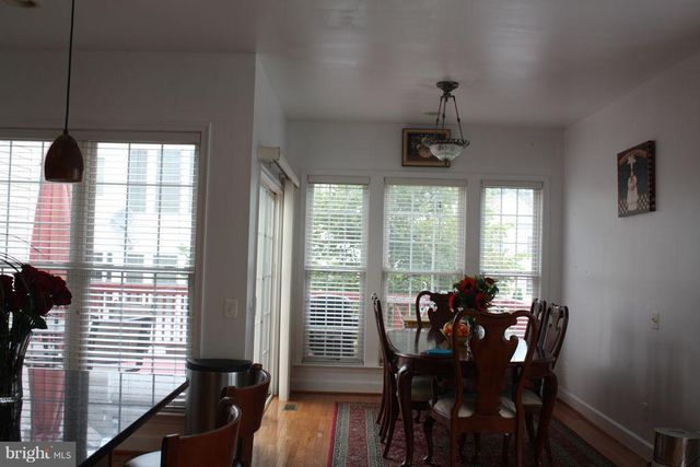 2483 TERRA COTTA CIR, Herndon, VA 20171