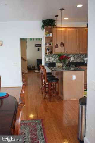 2483 TERRA COTTA CIR, Herndon, VA 20171