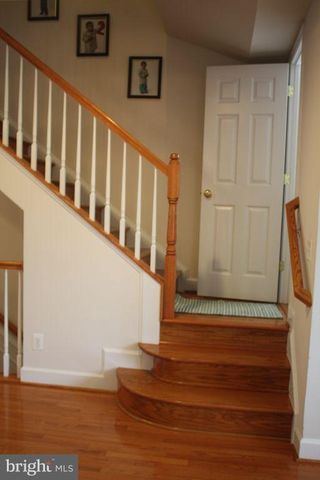 2483 TERRA COTTA CIR, Herndon, VA 20171
