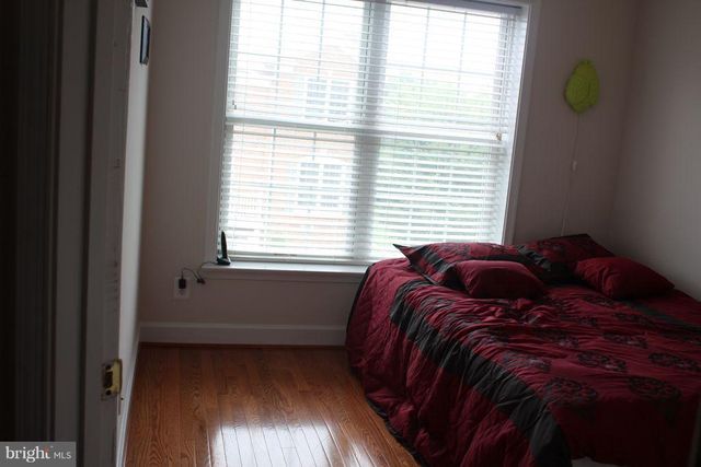 2483 TERRA COTTA CIR, Herndon, VA 20171