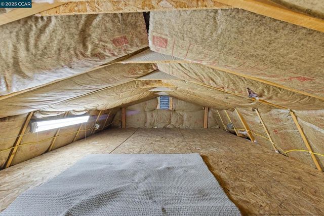 31 Adelaide Dr, Martinez, CA 94553