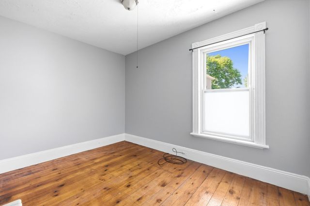 143 North St 2, Salem, MA 01970