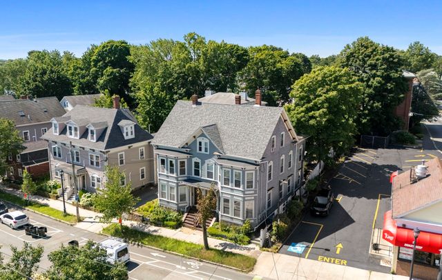 143 North St 2, Salem, MA 01970