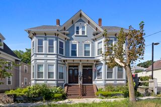 143 North St 2, Salem, MA 01970