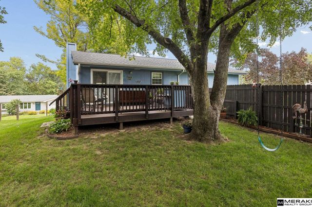 2001 N Ridge Drive, Plattsmouth, NE 68048