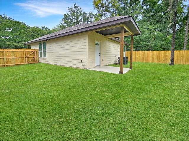 140 Mohican Trail, Mabank, TX 75156