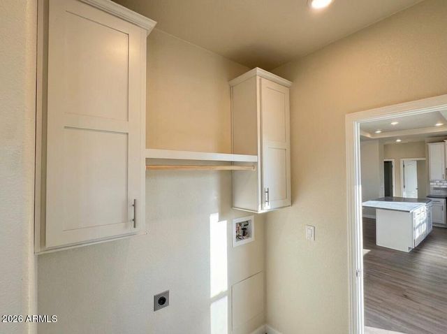 44323 N 12th Street, New River, AZ 85087