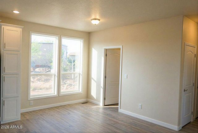 44323 N 12th Street, New River, AZ 85087