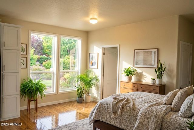 44323 N 12th Street, New River, AZ 85087