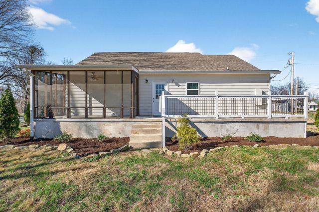 104 Henegar St, Mcminnville, TN 37110