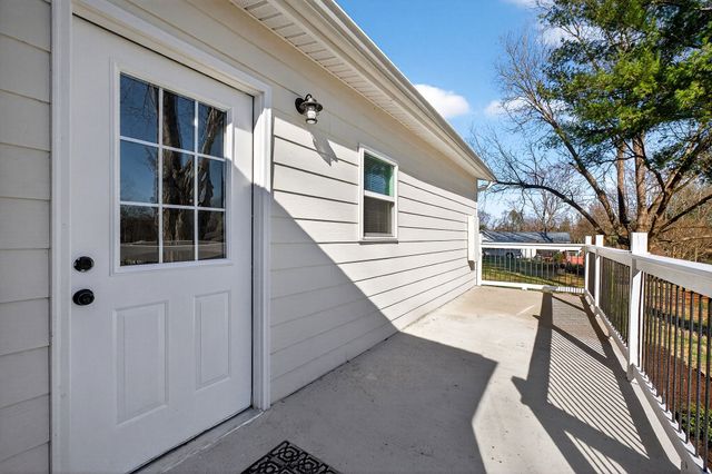 104 Henegar St, Mcminnville, TN 37110