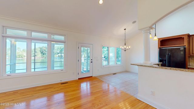 110 Josephs Point, West End, NC 27376