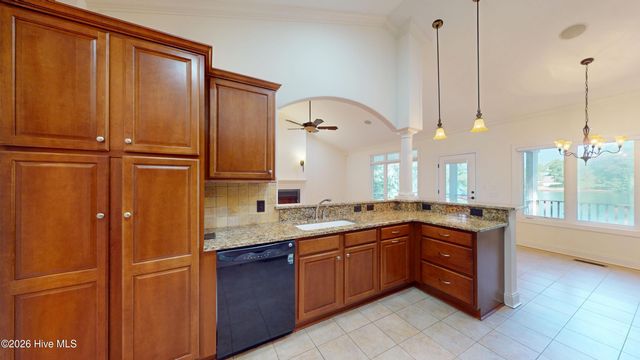 110 Josephs Point, West End, NC 27376