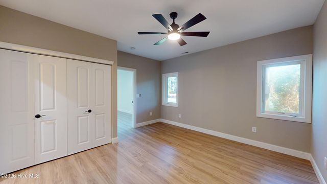 110 Josephs Point, West End, NC 27376