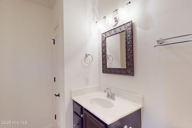 110 Josephs Point, West End, NC 27376
