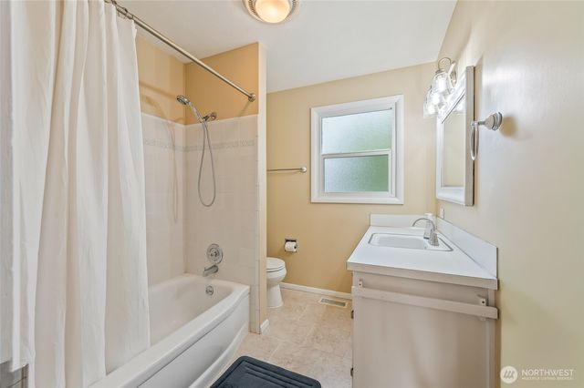 1540 N Astor Court, East Wenatchee, WA 98802