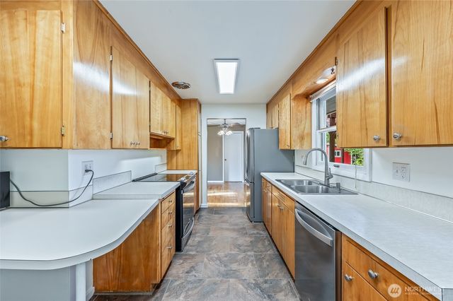 1540 N Astor Court, East Wenatchee, WA 98802