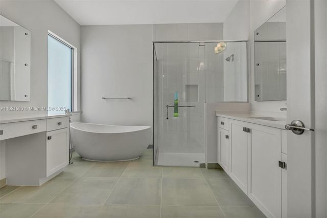 8286 Fishers Island Way, Boca Raton, FL 33434