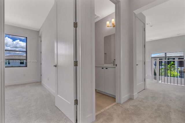 8286 Fishers Island Way, Boca Raton, FL 33434