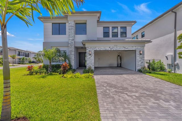 8286 Fishers Island Way, Boca Raton, FL 33434