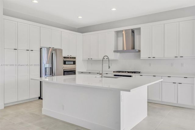 8286 Fishers Island Way, Boca Raton, FL 33434