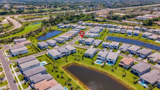 8286 Fishers Island Way, Boca Raton, FL 33434