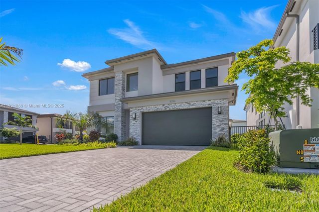 8286 Fishers Island Way, Boca Raton, FL 33434