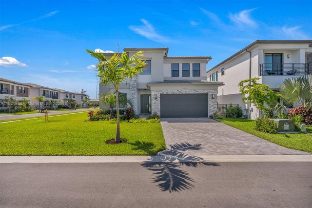 8286 Fishers Island Way, Boca Raton, FL 33434