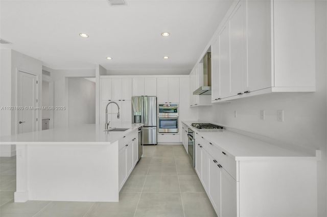 8286 Fishers Island Way, Boca Raton, FL 33434