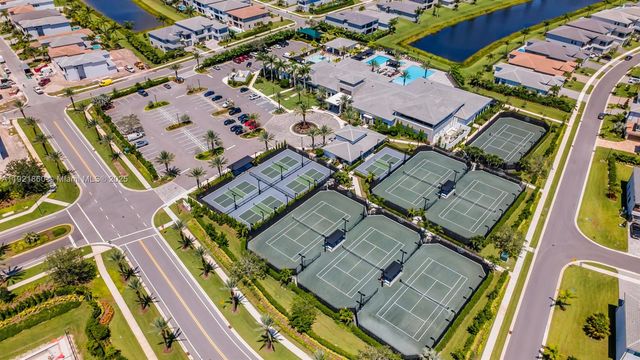 8286 Fishers Island Way, Boca Raton, FL 33434