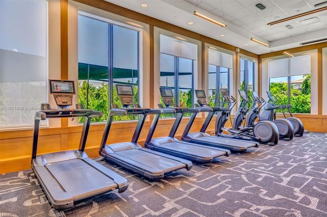 8286 Fishers Island Way, Boca Raton, FL 33434