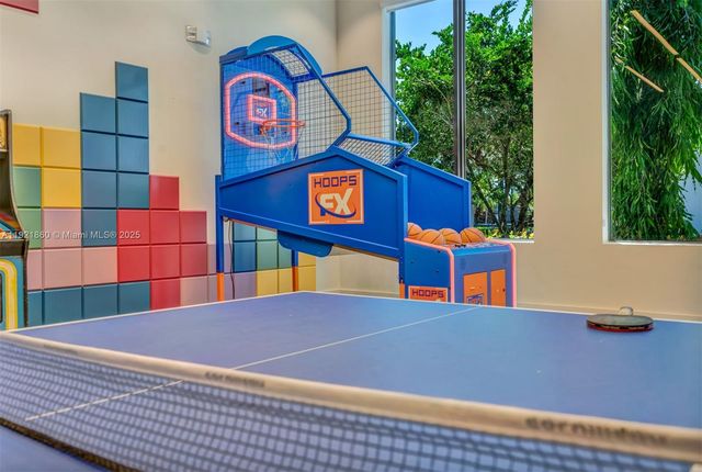 8286 Fishers Island Way, Boca Raton, FL 33434