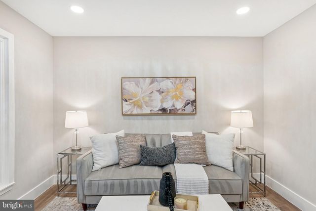 2308 CREEK DR, Alexandria, VA 22308