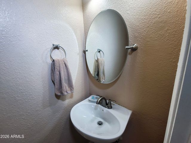 286 W PALOMINO Drive 23, Chandler, AZ 85225