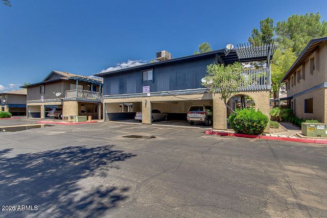 286 W PALOMINO Drive 23, Chandler, AZ 85225